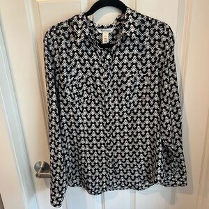 WHBM SIZE 12 BUTTON UP